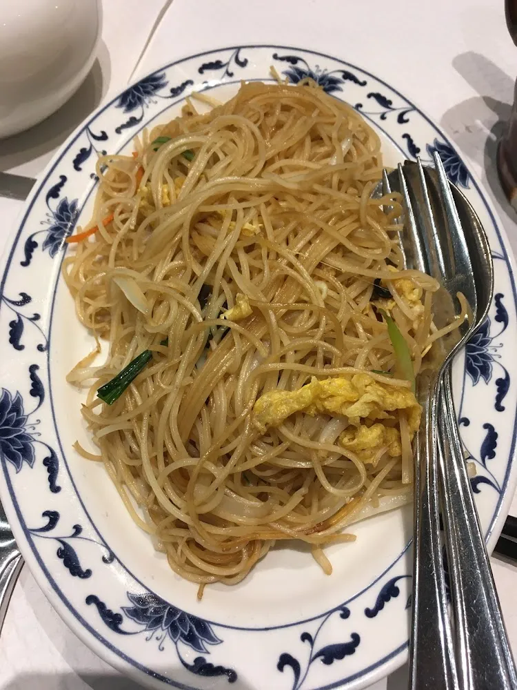 Vermicelles de Riz Sautés À la Singapour